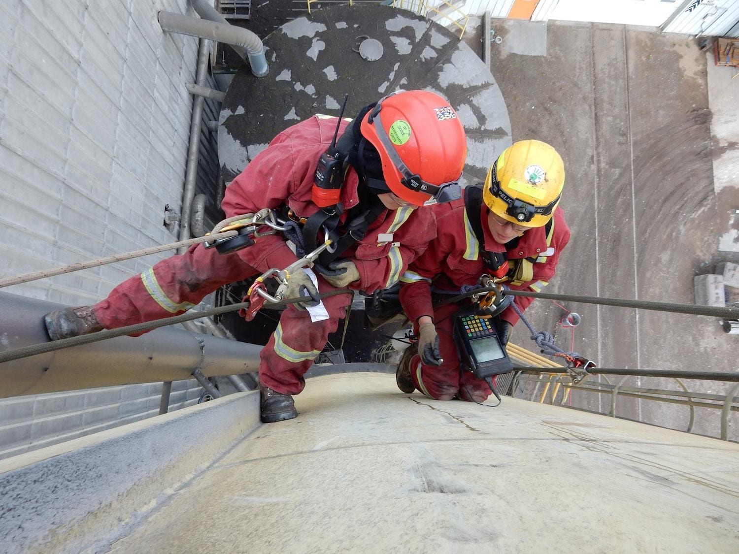 Service On the Extremes: Rope-Access Technician Leslie Poulson
