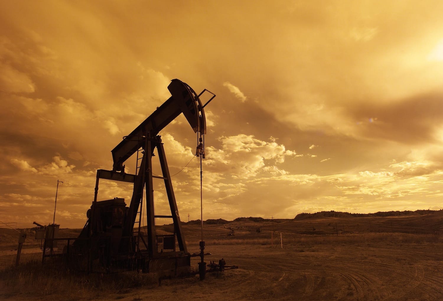 In Rural Texas Oil Fields, ‘Landmen’ Are the Ultimate Road Warriors