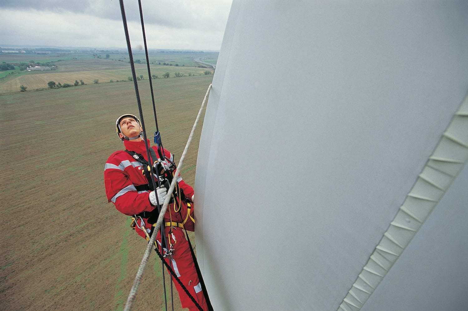Don’t Look Down: These Wind Power Techs Dangle from Massive Turbine Blades